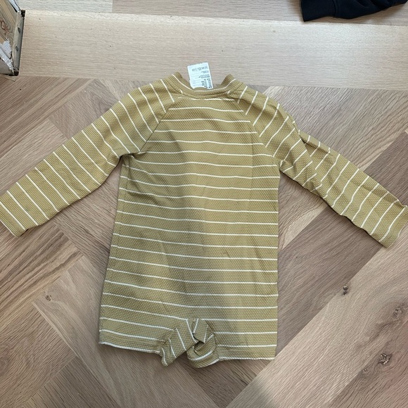 H&M Striped Baby swimsuit - Picture 3 of 3